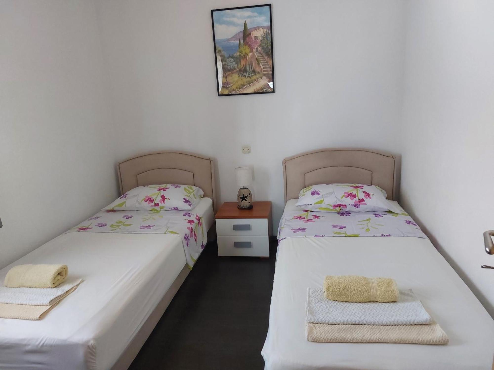 Apartments With A Parking Space Postira, Brac - 2911 객실 사진