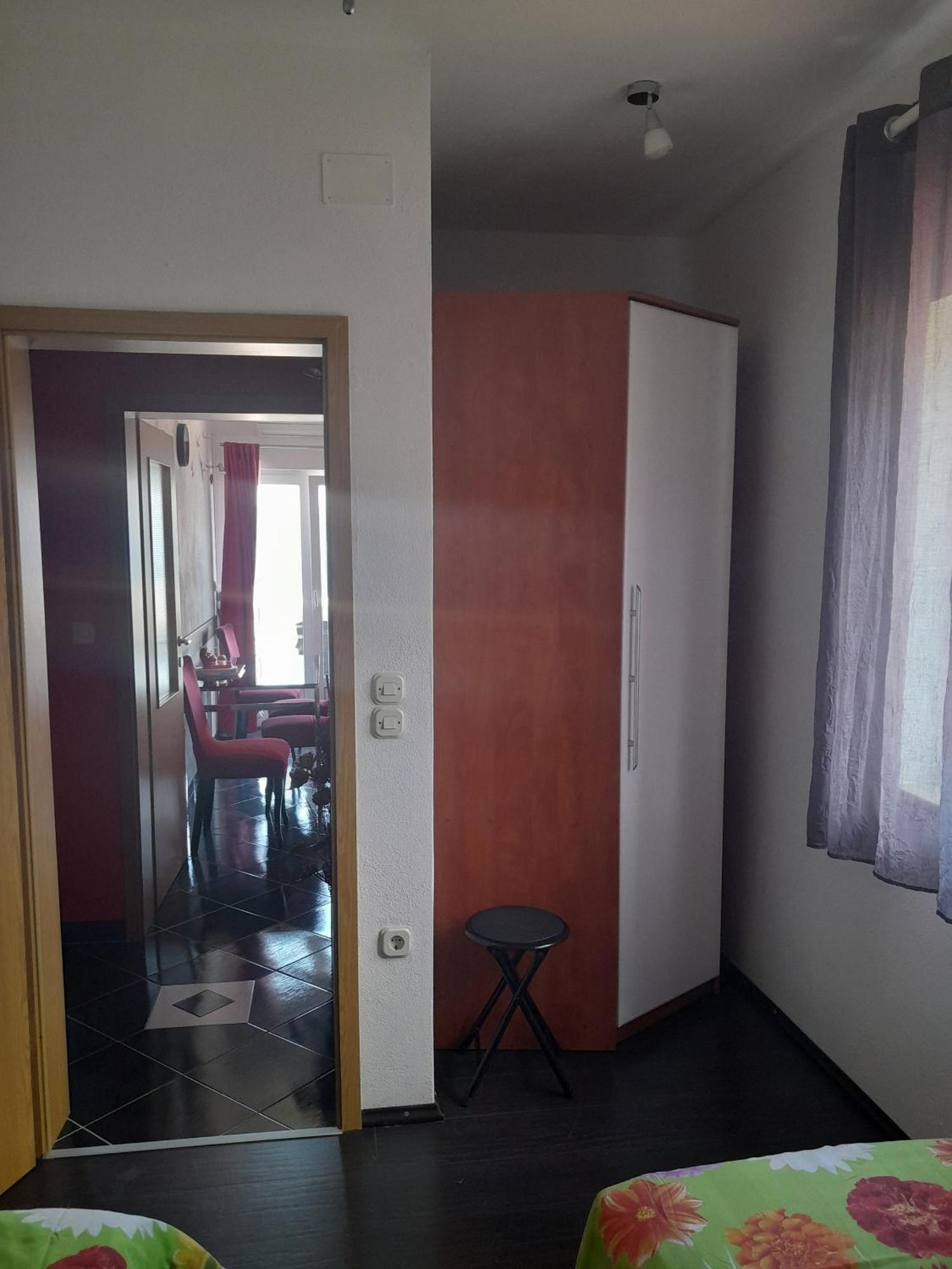 Apartments With A Parking Space Postira, Brac - 2911 객실 사진