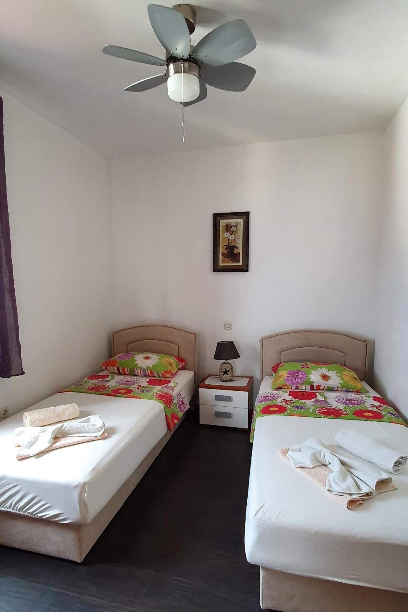 Apartments With A Parking Space Postira, Brac - 2911 외부 사진